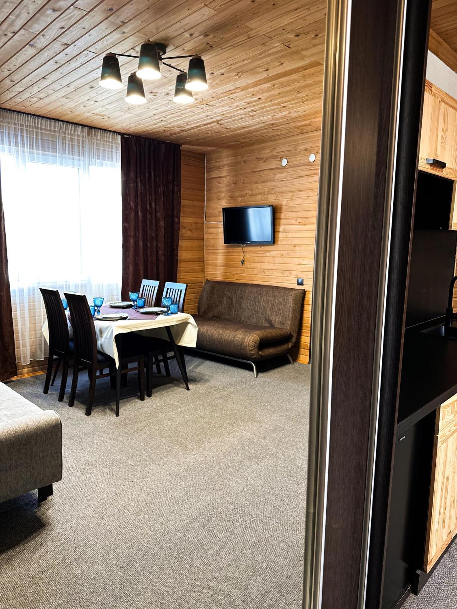 Wellland Hotel Jaremče Esterno foto